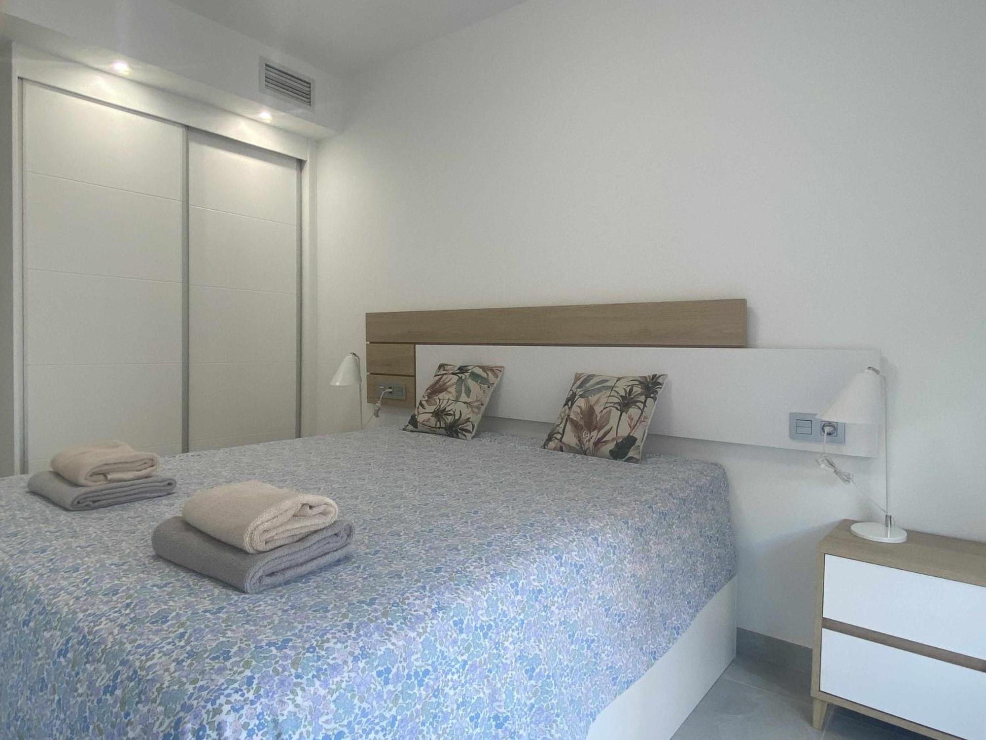 Moderno Apartamento A 200M De La Playa Torrevieja Esterno foto